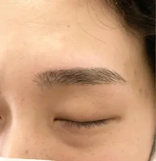 塚田 里香のマツエク・マツパデザイン