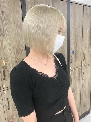セミロング カラー ヘアアレンジ 🌷FUKA🌷 まろやかハイトーンのヘアスタイル