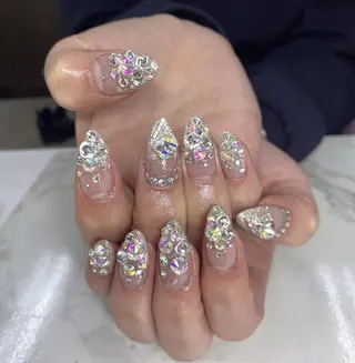 ネイル 🦋ネイルサロン ブラン🌈ゆりのネイルデザイン