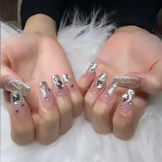 ネイル Laula🤍 ayakaのネイルデザイン