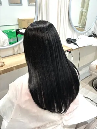 ロング パーマ 立川・くびれミディ 旬なデザインカラーのヘアスタイル