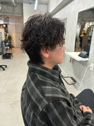 ショート パーマ メンズ 石井 紫文のヘアスタイル