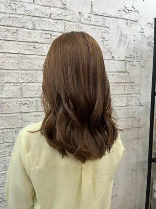 セミロング カラー 🪽髪質改善矯正 🤍MIU🤍のヘアスタイル