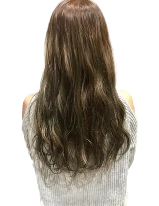 ロング カラー ケアブリーチ /髪質 改善/古橋圭史郎のヘアスタイル