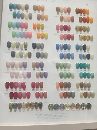 ネイル EE.Nail所属・FuFu.Nail 2️⃣番のネイルデザイン