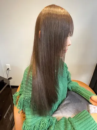 ロング カラー 髪質改善×潤艶カラー ⭐️岡田崇彰のヘアスタイル