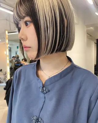 ショート カラー センターパート/ 暖色カラーayuのヘアスタイル