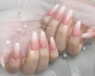 ネイル サイナ🎀 長さだし&デザインのネイルデザイン