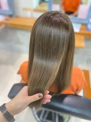 ミディアム 岩倉 諒のヘアスタイル