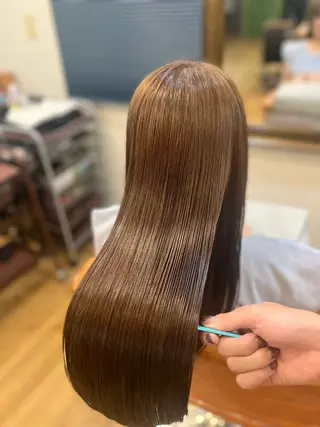 ロング ⚪️髪質改善 縮毛 店長 コウ⚪️のヘアスタイル