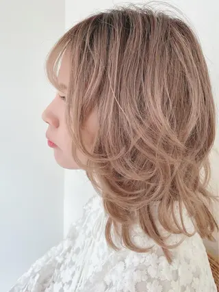 セミロング カラー 近藤千翔🩵 髪質改善Periodのエステ・リラクイメージ