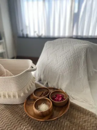 リラクゼーション 肩こり｜姿勢｜大阪のエステ・リラクイメージ