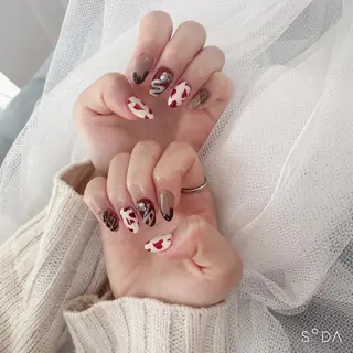 ネイル うにゃねいる🌷 Mayaのネイルデザイン