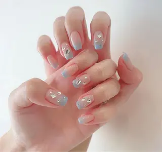 ネイル M🌷nail 長さだし専門店のネイルデザイン