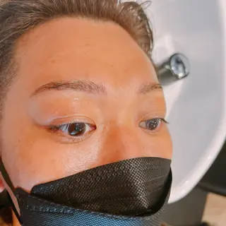 アイブロウ 吉野 瑳桜のヘアスタイル