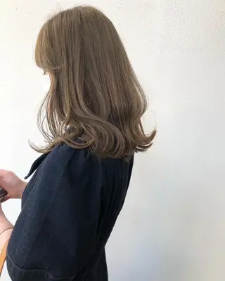 セミロング カラー 🌼波巻き/シャドー /酒井香奈🌼のヘアスタイル