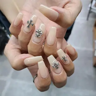 ネイル Nail mood デザイン持ち込みokのネイルデザイン