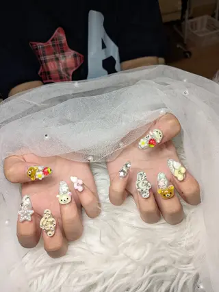 ネイル Queen Nail 研修生のネイルデザイン