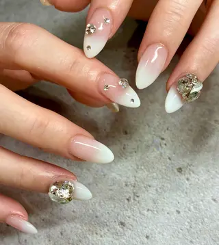 ネイル Amu's所属・Amu's chikakoのネイルデザイン