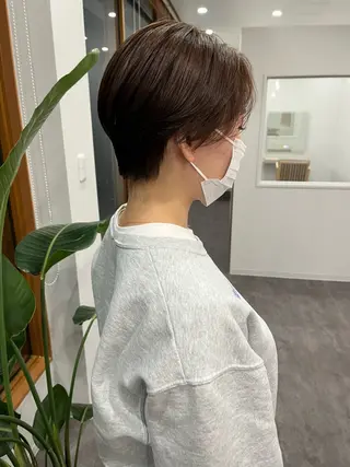 ショート 金井 美悠のヘアスタイル