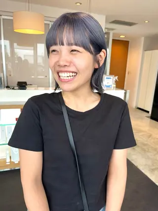 ショート カラー 村本 千優のヘアスタイル