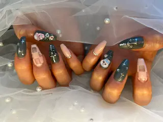 ネイル ✴︎ Delightのネイルデザイン