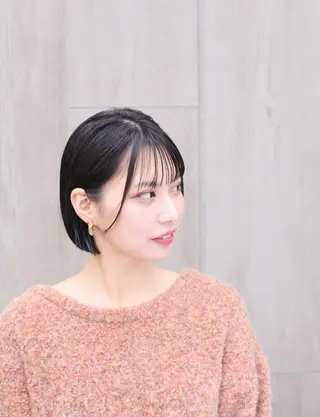 ショート hoNua. 栄/透明感カラーのヘアスタイル