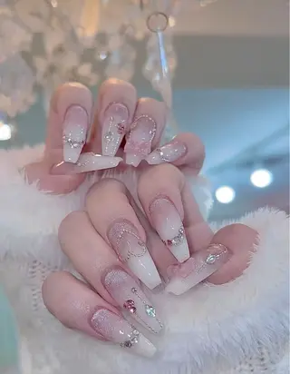 カラー AIN Nailのネイルデザイン