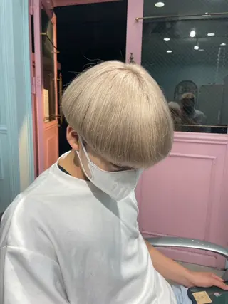 メンズ メンズ毛流れパーマ ブリーチSHIONのヘアスタイル