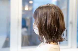 ミディアム Lazo/ 原弥和子のヘアスタイル