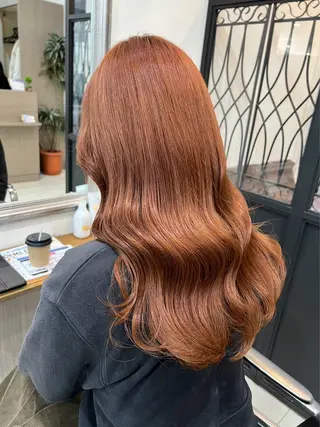 カラー 艶髪🥣透明感カラー 🫧前田奈津実のヘアスタイル