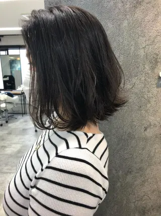 ミディアム Noyヨシモト ヒロトのヘアスタイル