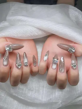 ネイル Lee Nailsのネイルデザイン