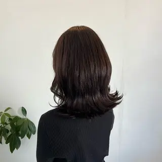 ミディアム 松下 英奈のヘアスタイル
