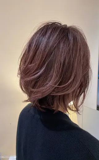ミディアム BIANCO北堀江 AKANEのヘアスタイル
