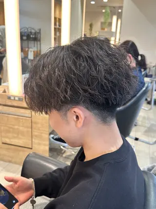 メンズ 髪質改善カラー/艶髪 /レイヤー/新免世翔のヘアスタイル