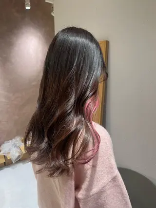 ロング カラー 橋本 萌々香のヘアスタイル