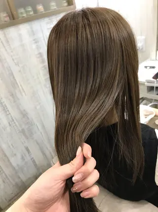 セミロング ネモトメイナ🌿 今月末で退職しますのヘアスタイル
