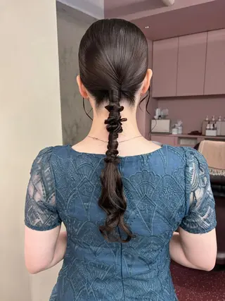 ロング ヘアアレンジ karin🌛ボブ／ 透明感たっぷりカラーのヘアスタイル