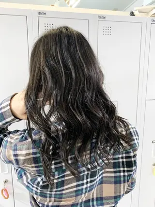 セミロング レイヤー×縮毛矯正 深見 拓のヘアスタイル