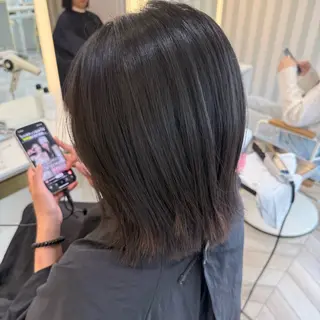 ショート レイヤーカット/ 艶カラー🌙Rinoのヘアスタイル