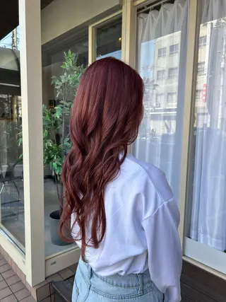 ロング カラー 川筋 桃果のヘアスタイル