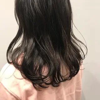 ロング 壁谷  加保理のヘアスタイル