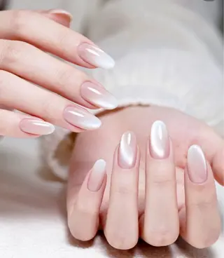 ネイル Nailsalon Jasmine 池袋東口所属・ギウ ジーナのネイルデザイン