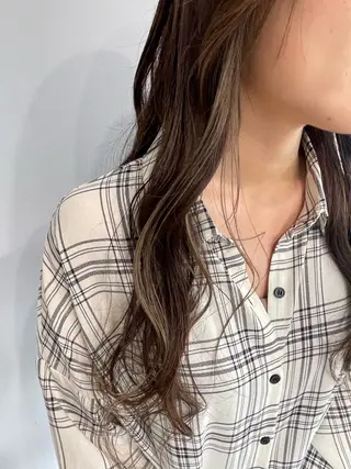 ロング カラー 今雪 聡美のヘアスタイル