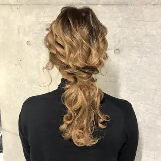 セミロング ヘアアレンジ 卒業式お呼ばれ🕊️ ヘアセット✴︎ミキのヘアスタイル