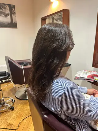 セミロング パーマ 大瀬 敬子🌿のヘアスタイル