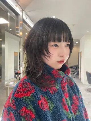 ミディアム ユナ ナチュラル／透明感のヘアスタイル