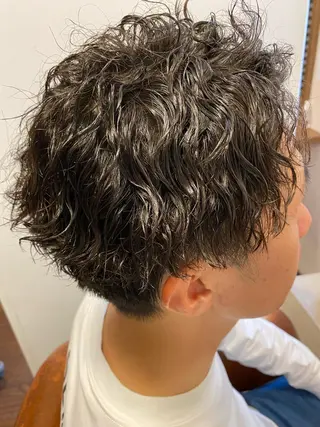 パーマ メンズ liL  hair サトウリョウタのヘアスタイル