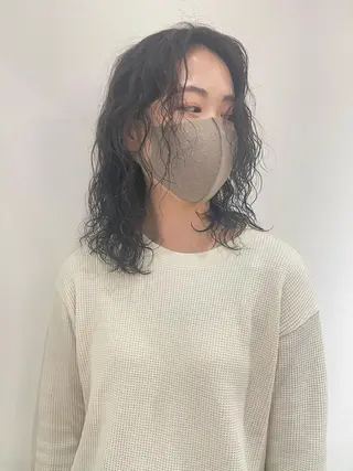 ミディアム 早瀬裕之 パーマのヘアスタイル